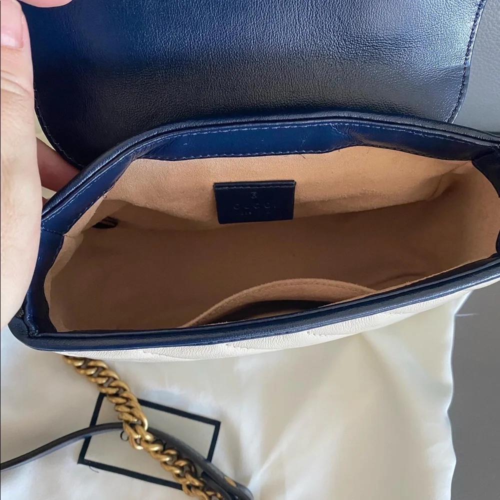 ❌SOLD❌Gucci Marmont Mini Top Handle - Picture 7 of 9